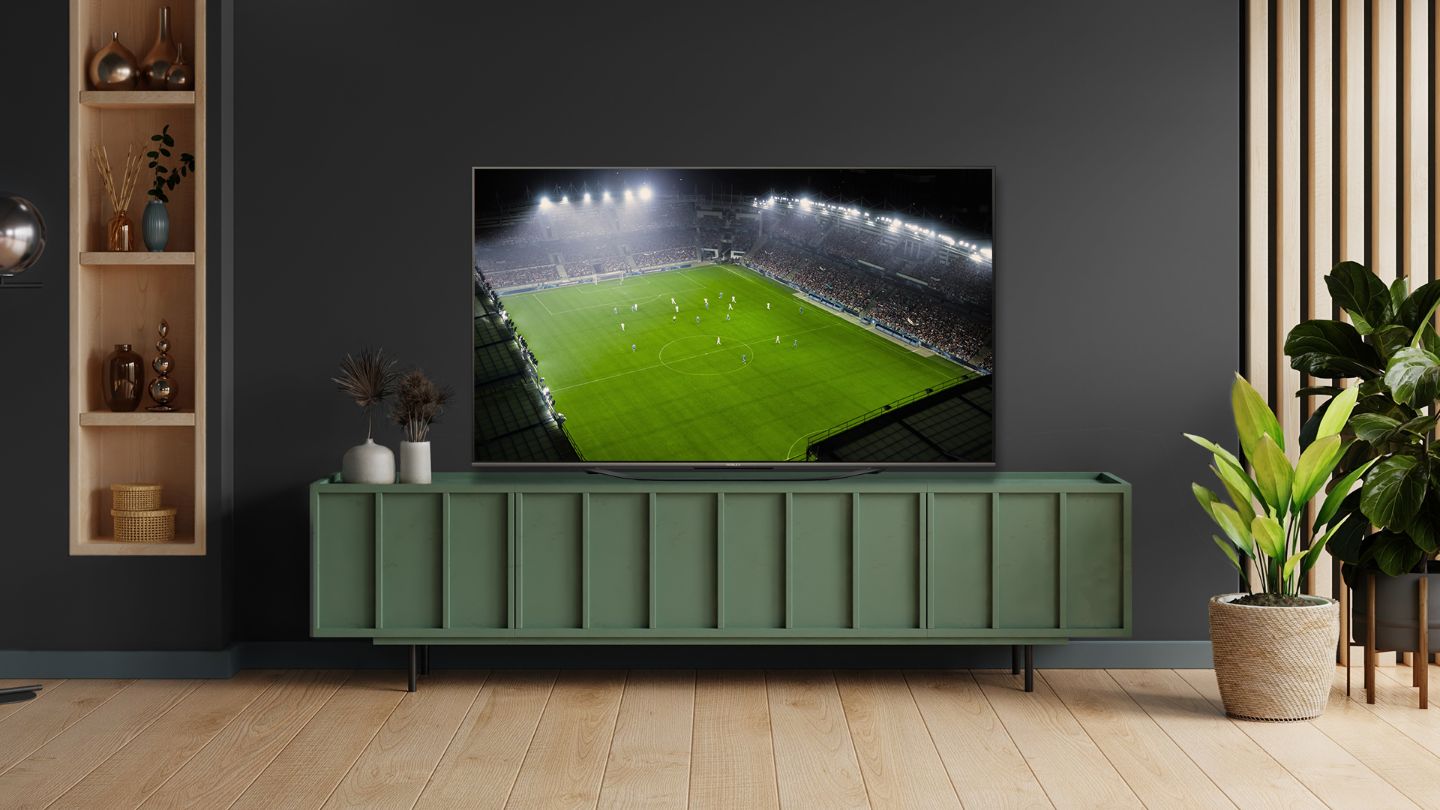 Smart TV Black Series - 50" Lifestyle