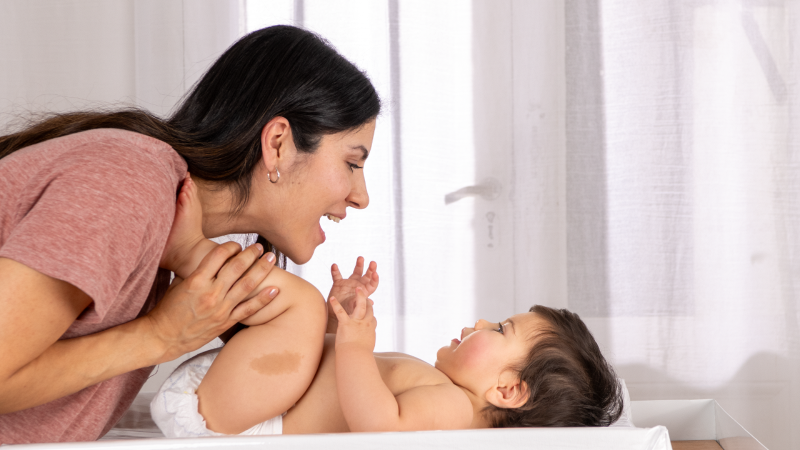  ¿Cómo cambiar un pañal?