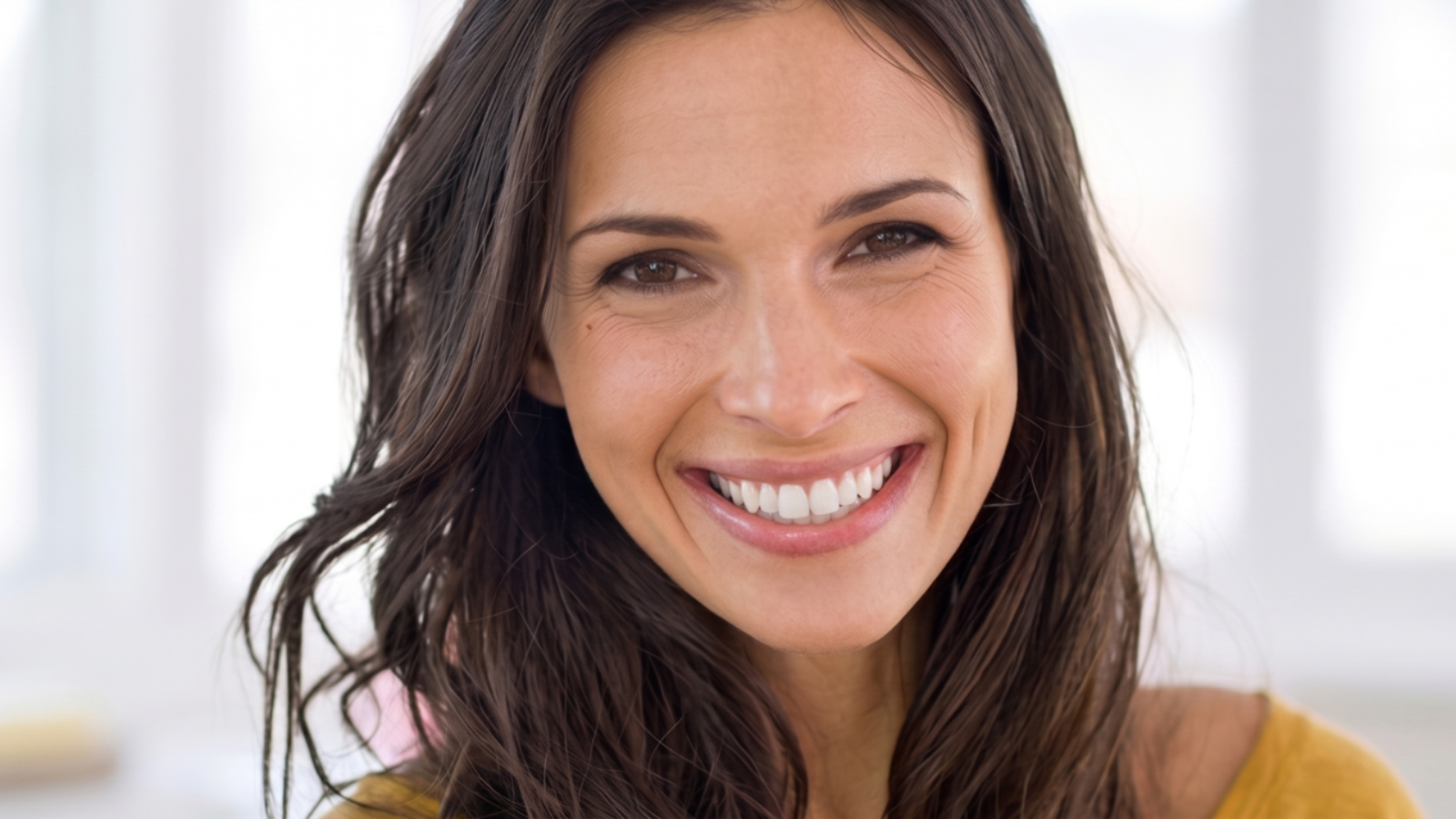 Iluminá tu sonrisa con una pasta dental blanqueadora