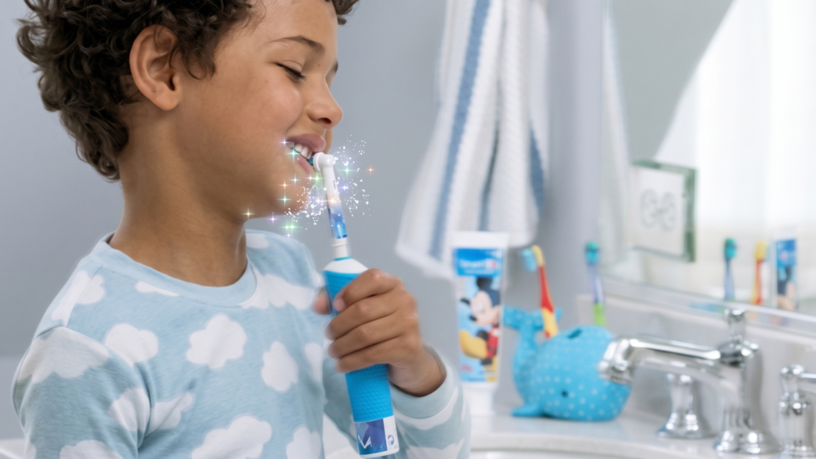 Cómo elegir el mejor cepillo de dientes eléctrico para los chicos
