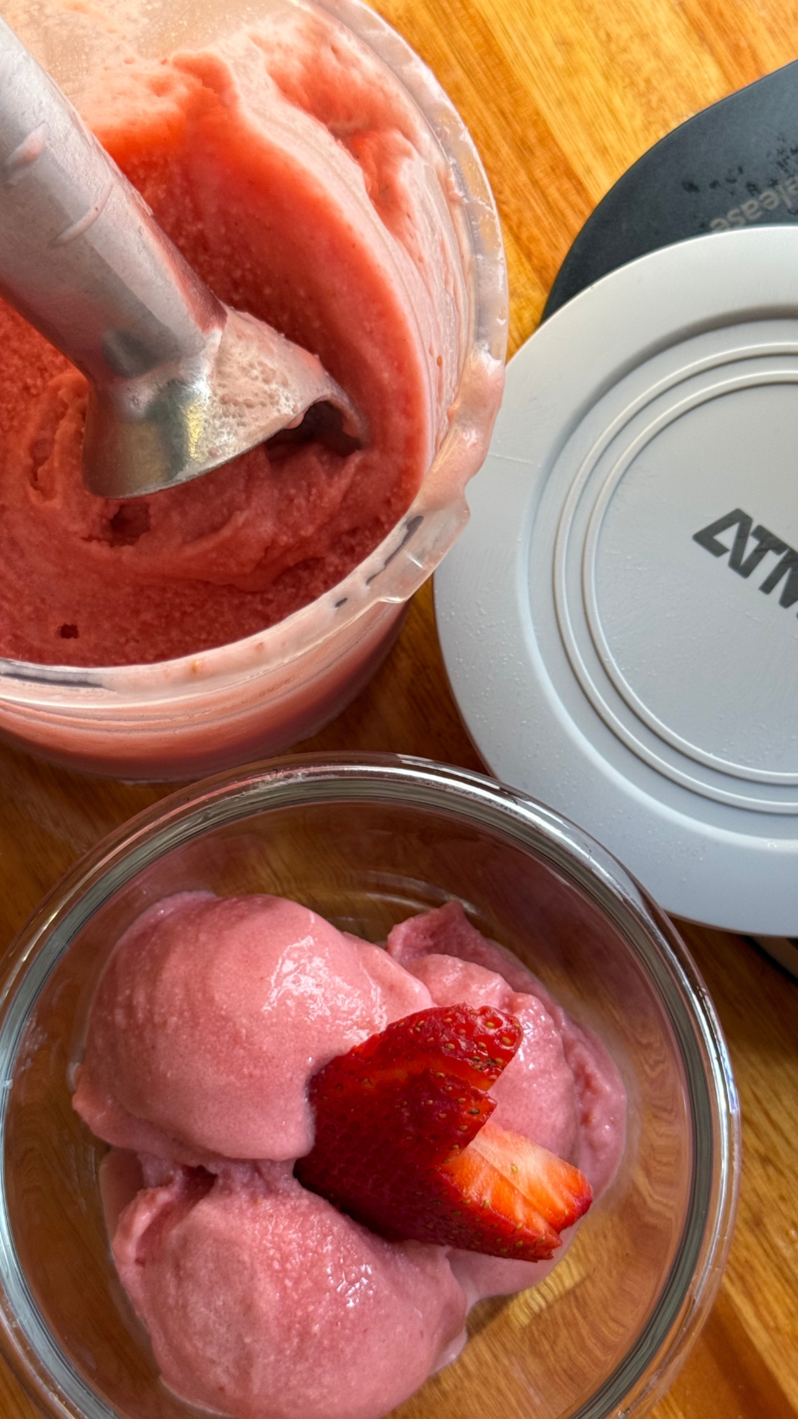 Helado de Frutilla en casa con Atma Dolce