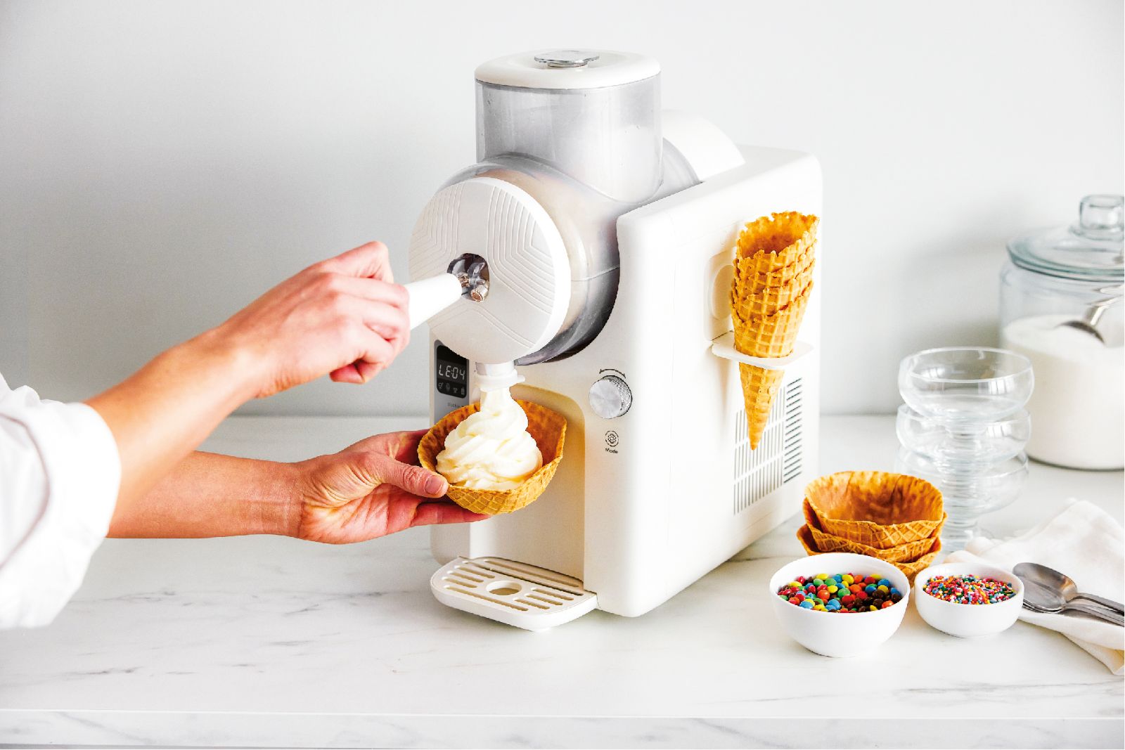 MAQUINA DE BEBIDAS Y HELADOS Lifestyle