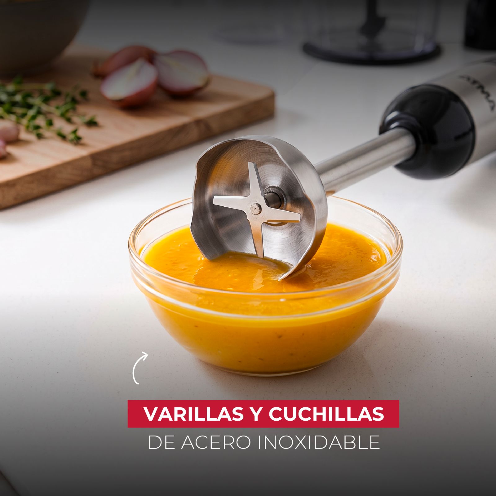 LICUADORA DE MANO ATMA CON ACCESORIOS - 10